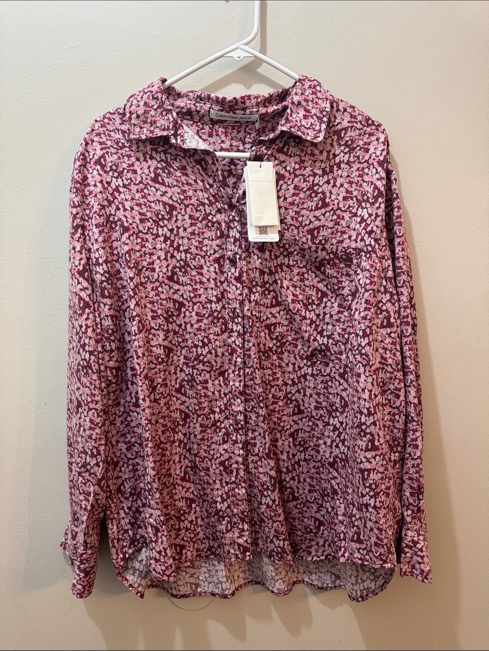 Calvin Klein Womens Pink and White Printed Button-Down Shirt